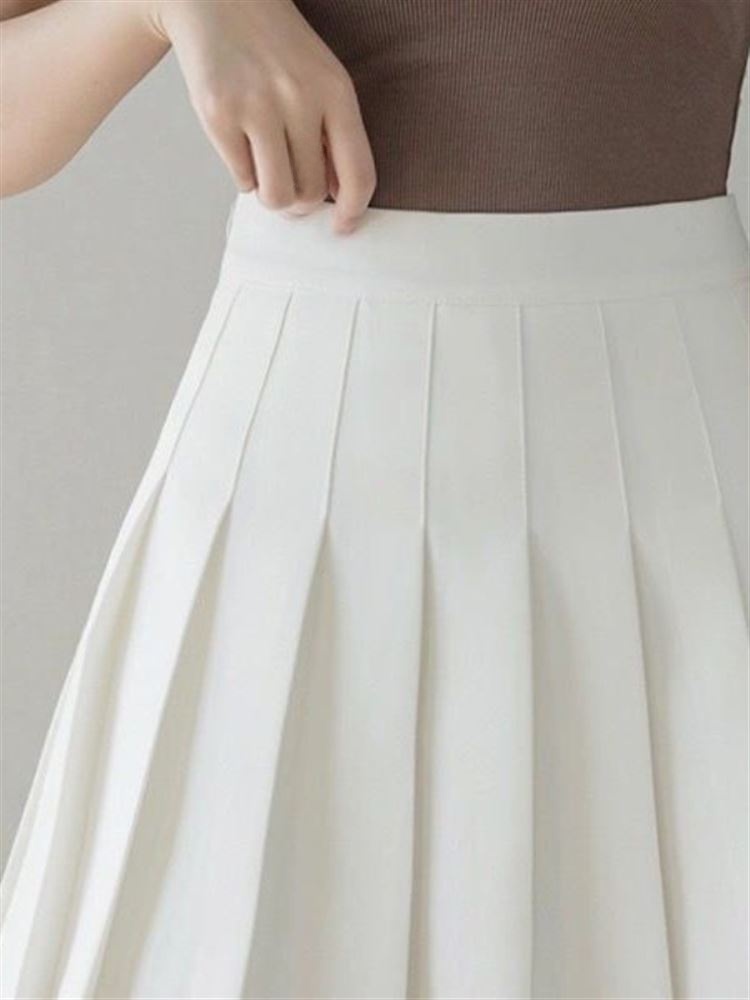 Czarna spódnica A-line z wysok – A-Line Skirt Midi recenzja i cena