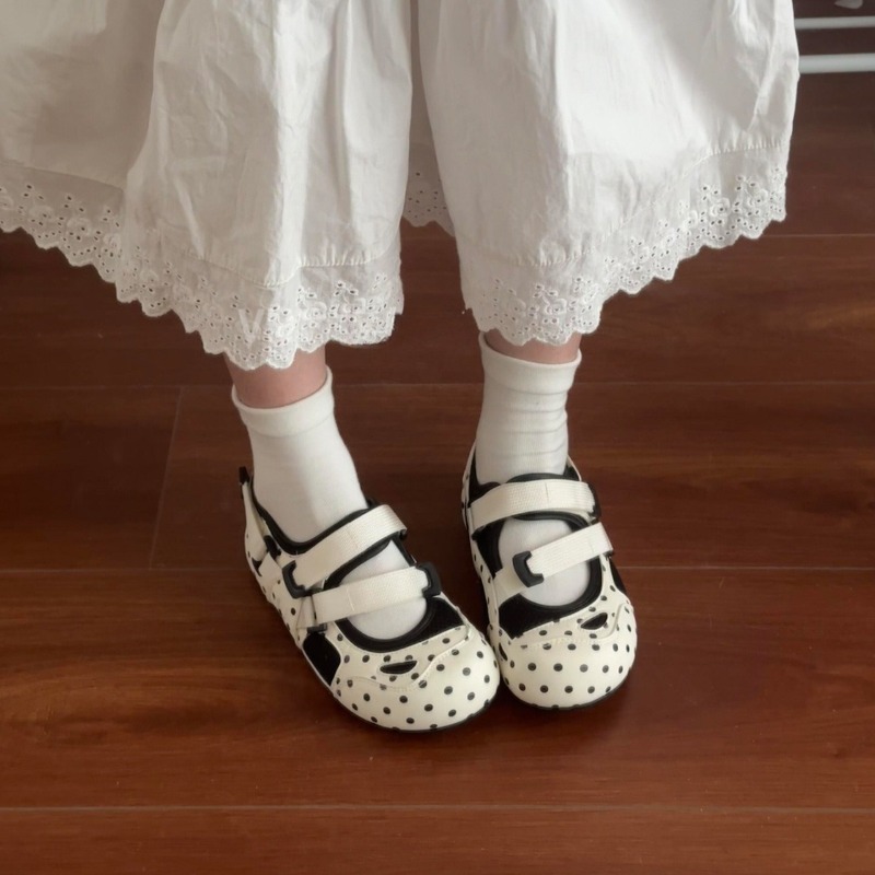 Modne damskie sandały na rzepy – Women'S Fashion Velcro Sneakers recenzja i cena